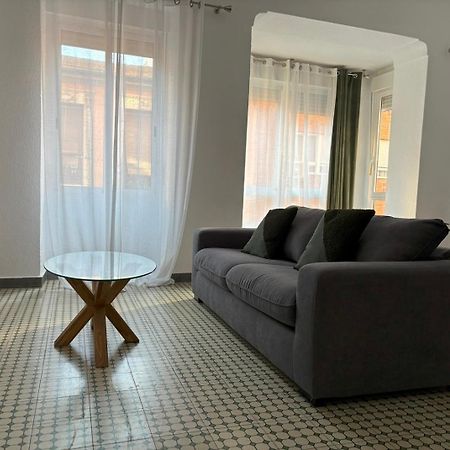 Beautiful Appartment In The Heart Of لقنت المظهر الخارجي الصورة