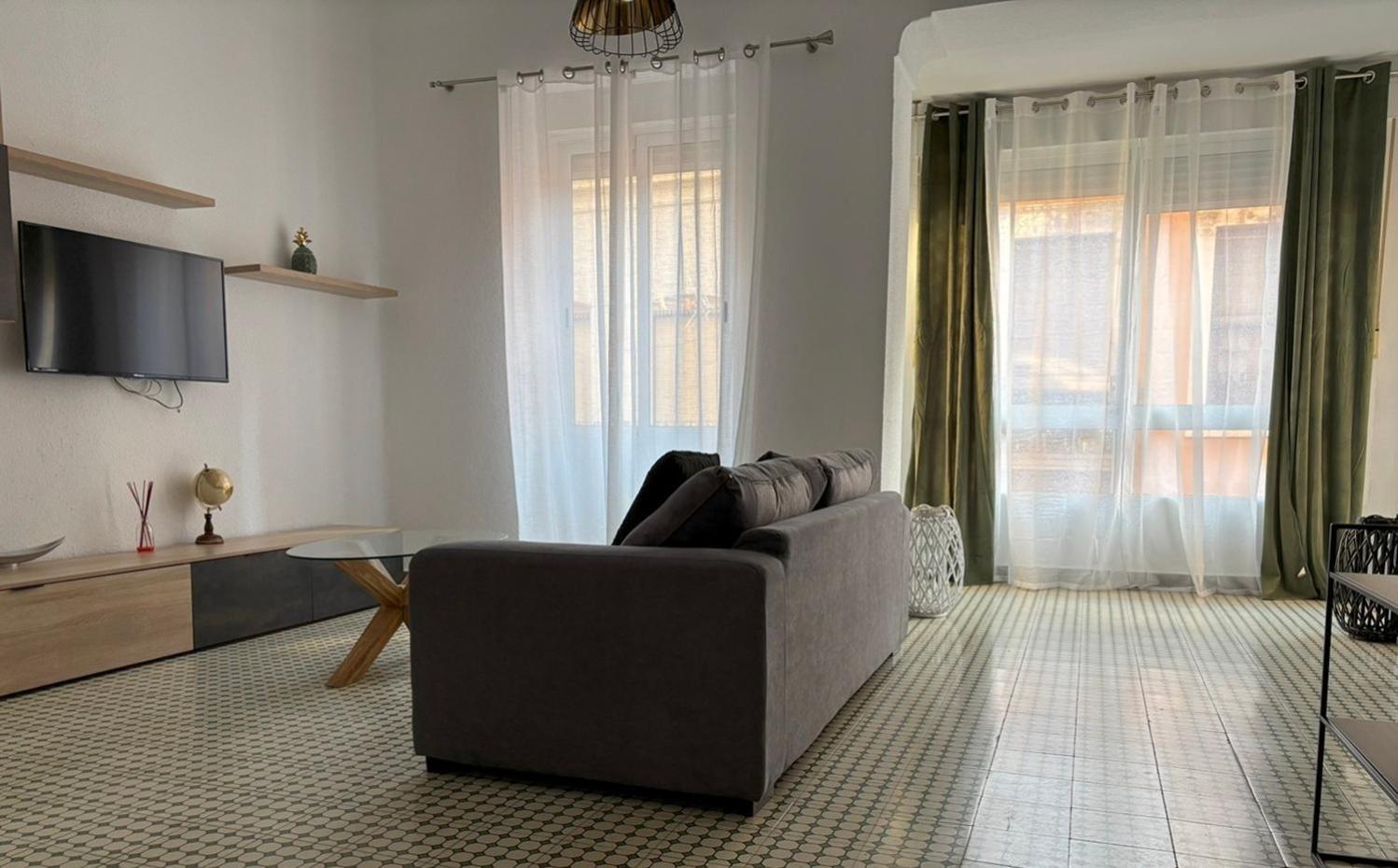 Beautiful Appartment In The Heart Of لقنت المظهر الخارجي الصورة